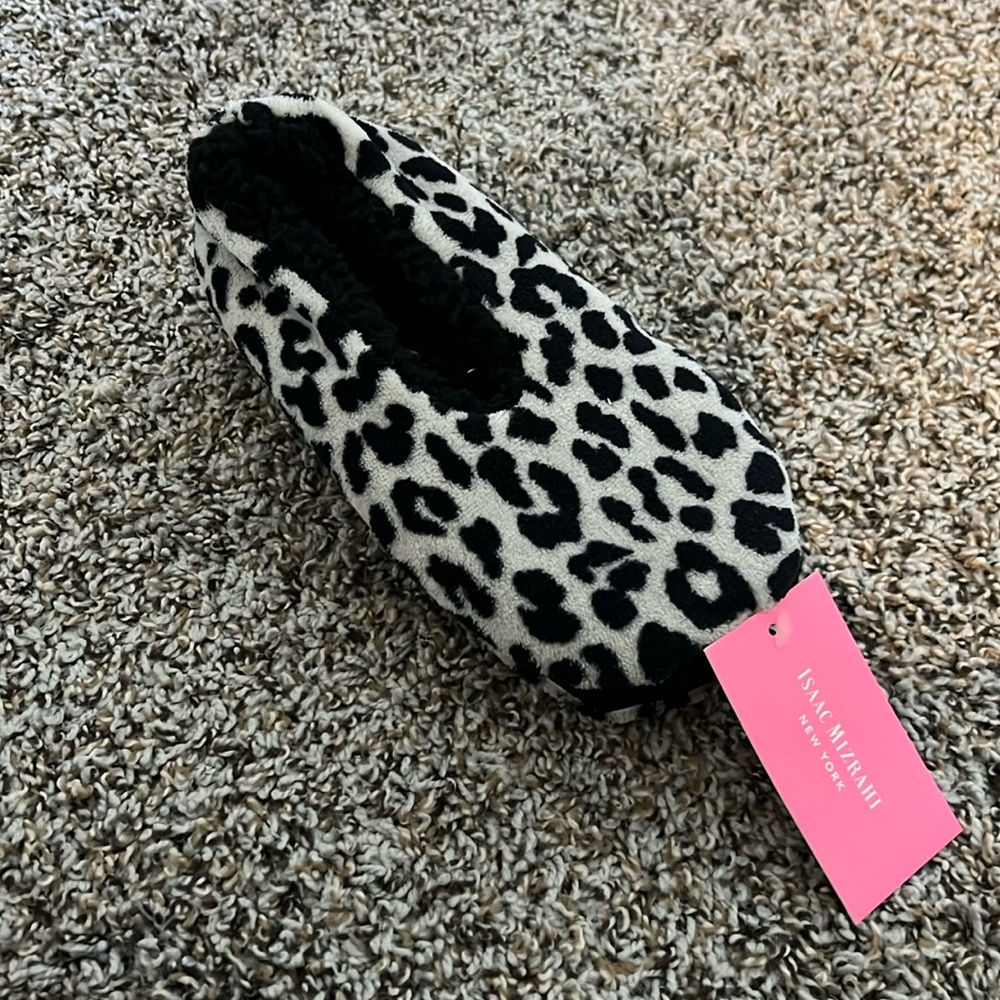 Isaac Mizrahi House slippers - Size M